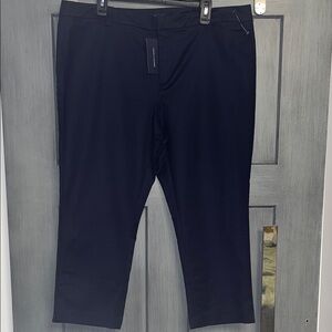 Women’s Tommy Hilfiger Waverly Fit Stretch Slim Capri Navy Blue